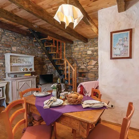 Gorgeous In With Wifi Holiday home Pazin