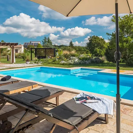 Gorgeous In With Wifi Holiday home