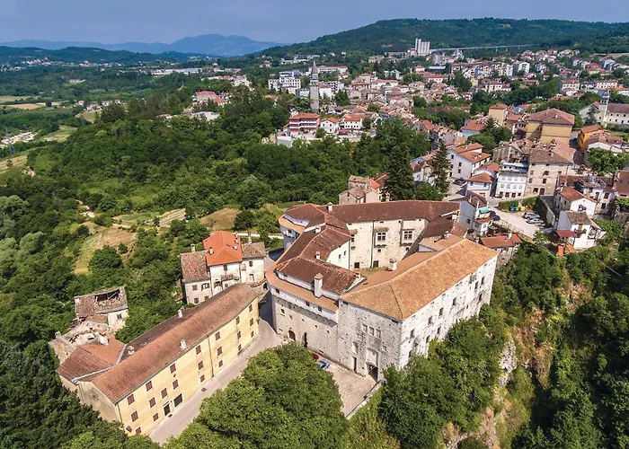 Hébergement de vacances Heki Cr