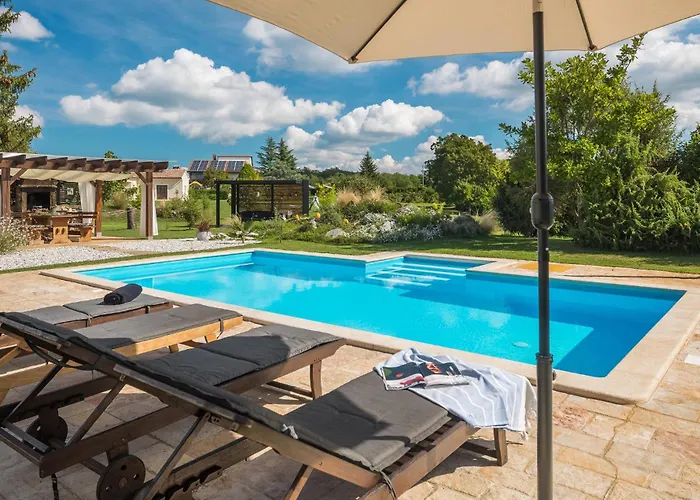 Heki Cr Hébergement de vacances